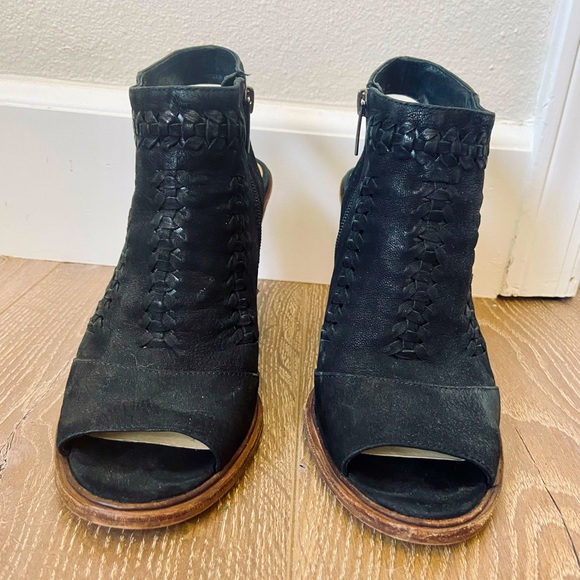 Vince Camuto Black Open Toe Bootie - Picture 2 of 6